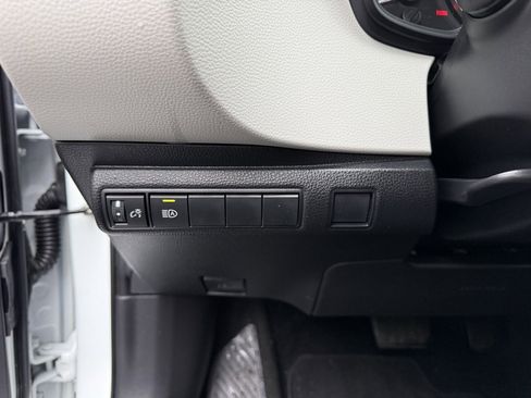 Certified 2022 Toyota Corolla LE image 20