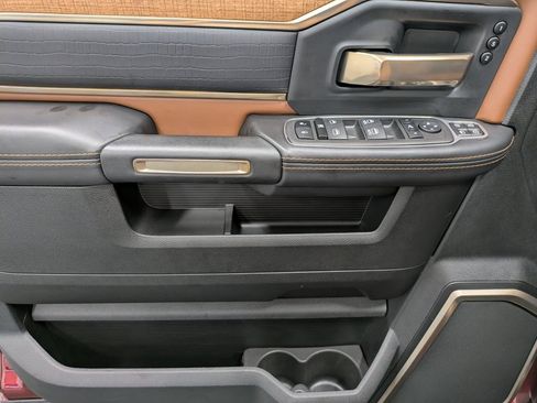 Used 2024 RAM 2500 Limited w/ Safety Group image 9