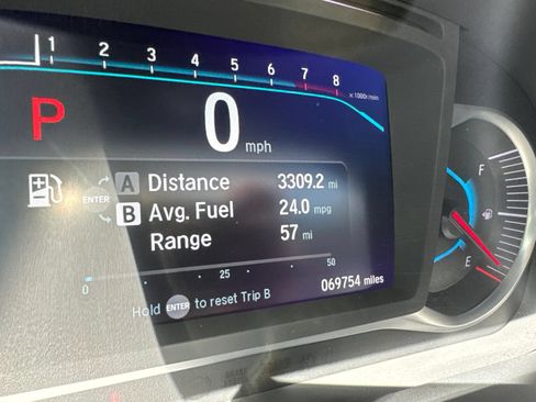 Used 2021 Honda Pilot Touring image 15