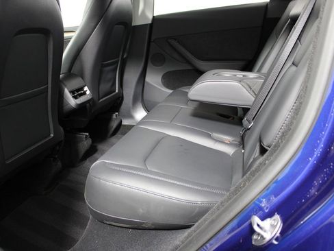 Used 2023 Tesla Model Y Long Range image 26