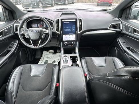 Certified 2023 Ford Edge ST image 12