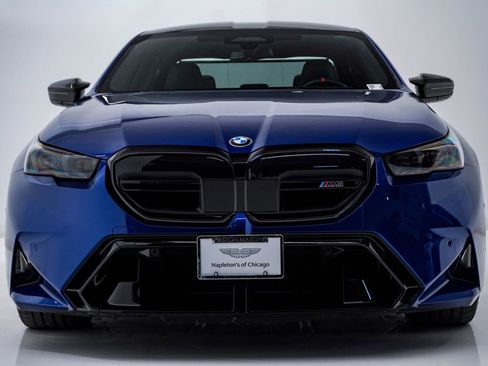 Used 2025 BMW M5 w/ Carbon Package AWD/4WD image 6