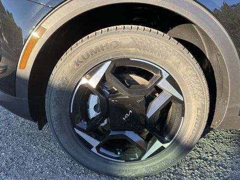 New 2026 Kia Sportage EX image 19