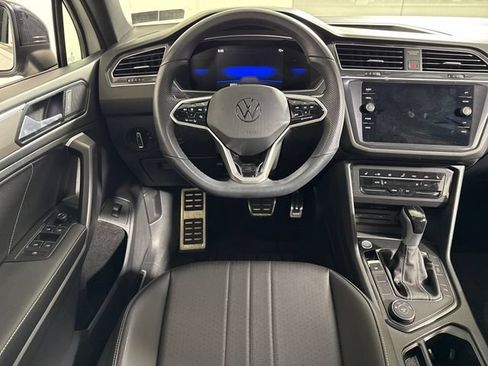 Used 2024 Volkswagen Tiguan SE R-Line AWD/4WD image 24