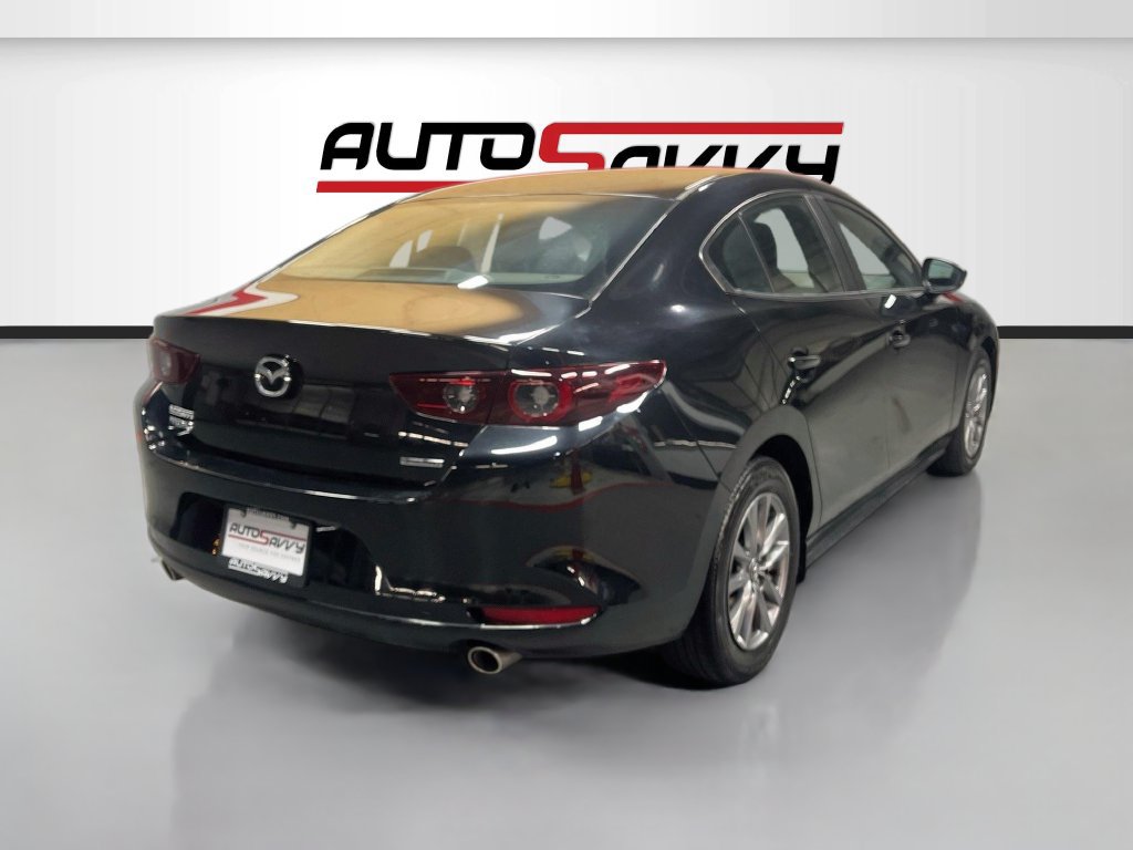 Used 2024 MAZDA MAZDA3 s FWD image 7