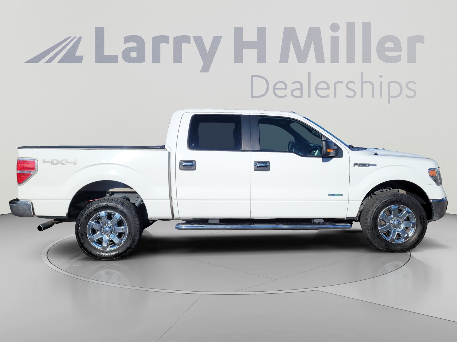 Used 2014 Ford F150 XLT w/ Equipment Group 302A Luxury AWD/4WD image 6