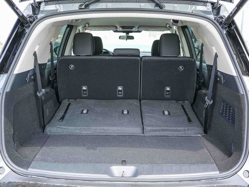 New 2026 Nissan Pathfinder SV w/ Cargo Package FWD image 12