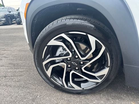 Used 2026 Chevrolet TrailBlazer RS w/ Convenience Package FWD image 30