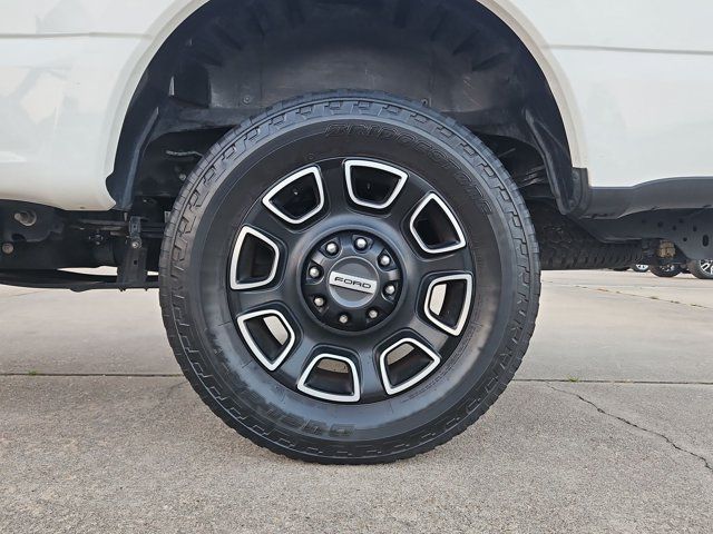 Used 2024 Ford F350 Platinum AWD/4WD image 26