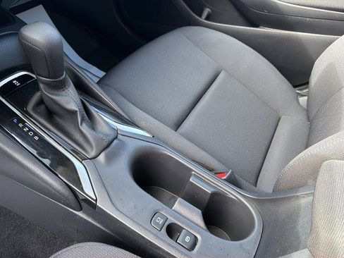 Used 2023 Toyota Corolla LE image 25