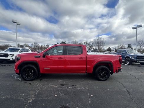 Used 2022 GMC Sierra 1500 Elevation image 2