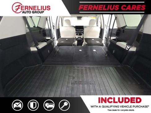 Used 2024 Toyota Grand Highlander XLE image 27