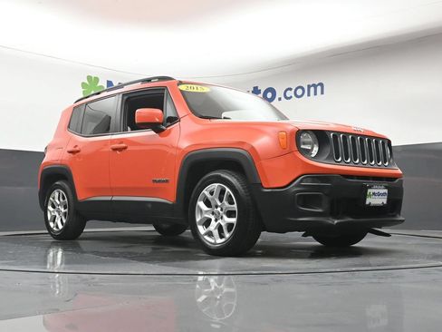 Used 2015 Jeep Renegade Latitude FWD image 26