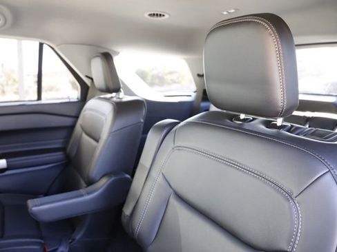 Used 2023 Ford Explorer XLT w/ Equipment Group 202A image 19