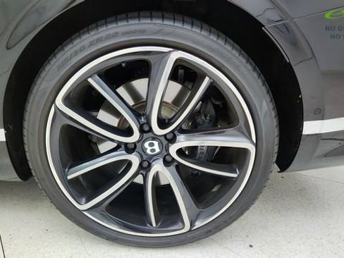 Used 2022 Bentley Continental GT AWD/4WD image 65