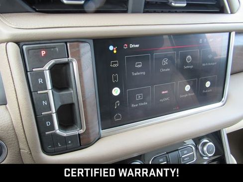 Certified 2022 GMC Yukon XL Denali w/ Denali Ultimate Package AWD/4WD image 21