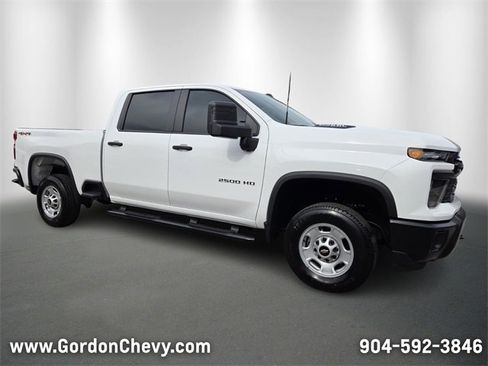 Used 2025 Chevrolet Silverado 2500 W/T image 8