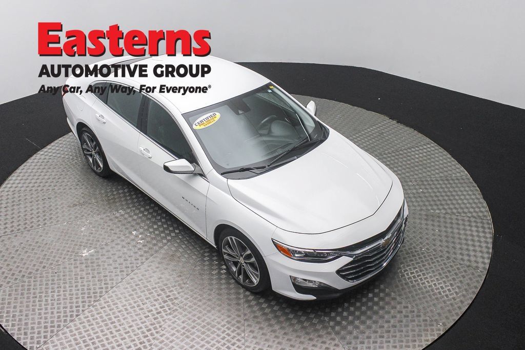 Used 2024 Chevrolet Malibu LT FWD image 3