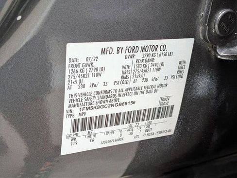 Used 2022 Ford Explorer ST w/ Equipment Group 401A AWD/4WD image 18