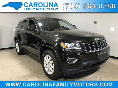 Used 2014 Jeep Grand Cherokee Laredo w/ 18" Wheel & 8.4" Radio Group image 1