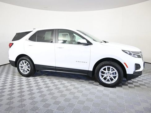 Used 2024 Chevrolet Equinox LT AWD/4WD image 8