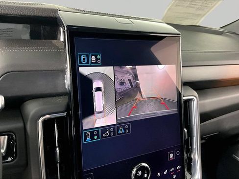 Used 2026 GMC Yukon XL Denali RWD image 13