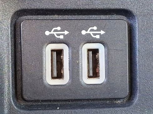 Used 2020 Ford Transit Connect XL image 24