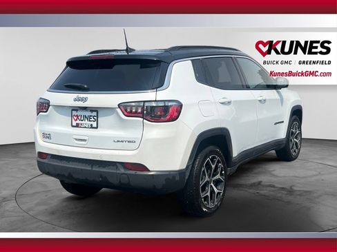 Used 2025 Jeep Compass Limited AWD/4WD image 10