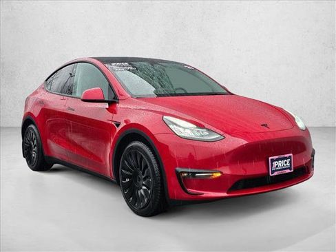 Used 2021 Tesla Model Y Long Range image 7