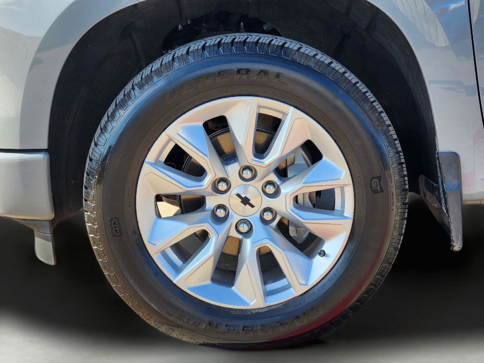 Used 2024 Chevrolet Silverado 1500 Custom RWD image 10