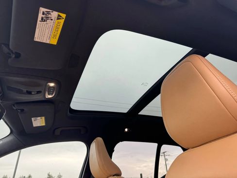 Used 2020 Volvo XC40 T5 Momentum w/ Protection Package Premier AWD/4WD image 44