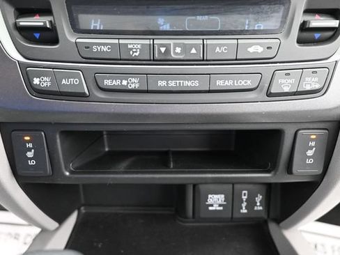 Used 2018 Honda Pilot EX-L image 17