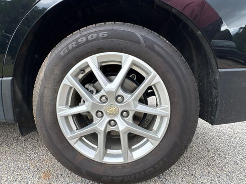 Used 2024 Chevrolet Equinox LT AWD/4WD image 17
