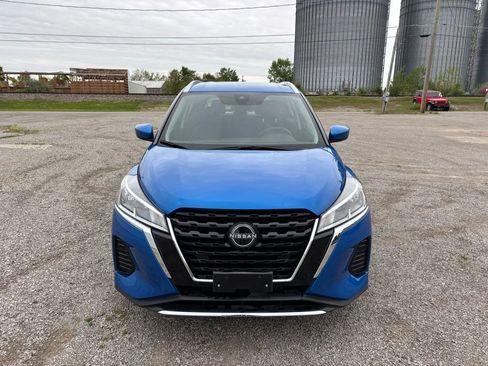 Used 2024 Nissan Kicks SV FWD image 8