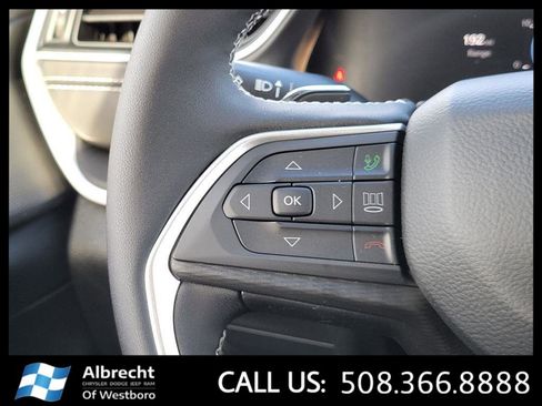 New 2024 Jeep Grand Cherokee L Altitude image 26