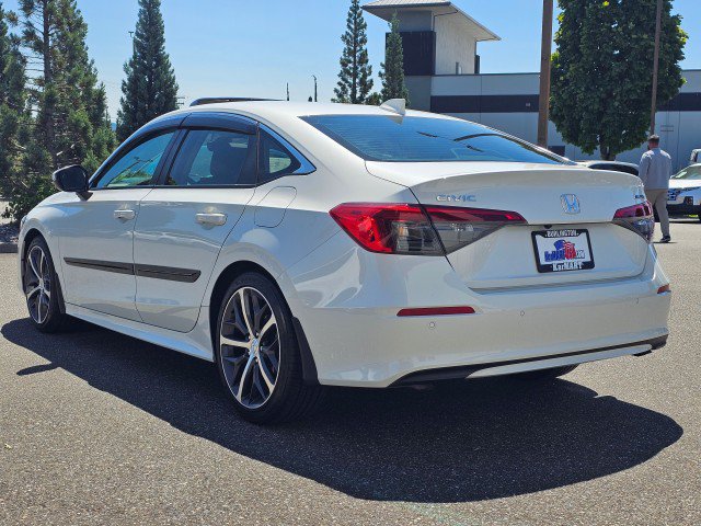 Used 2022 Honda Civic Touring image 5