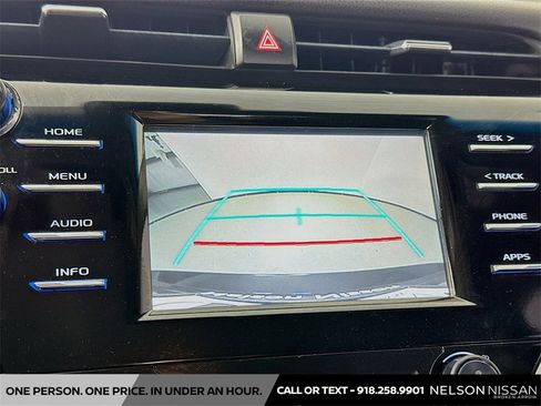 Used 2018 Toyota Camry L image 13