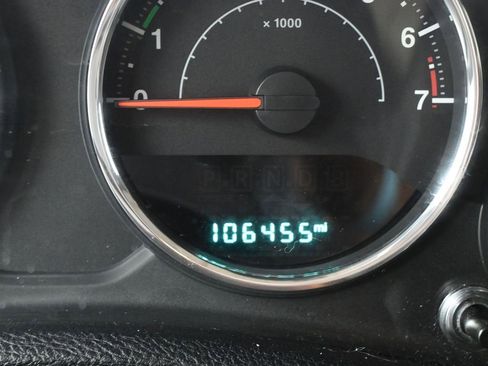 Used 2016 Jeep Wrangler Unlimited Sahara w/ Max Tow Package image 15