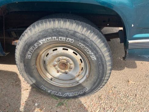 Used 1997 GMC Sierra 1500 SL w/ Image Max Pkg image 5