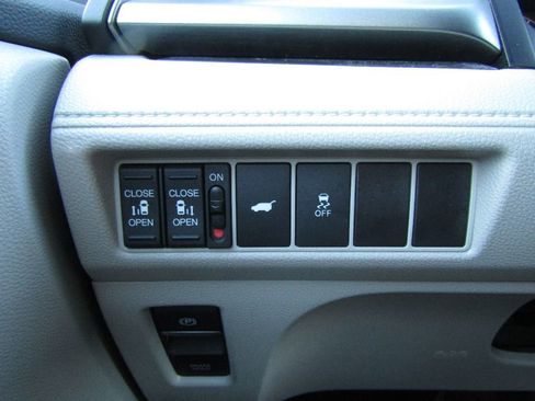 Used 2025 Honda Odyssey EX-L image 27