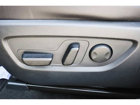 Used 2025 MAZDA CX-50 AWD 2.5 S w/ Premium Package image 27