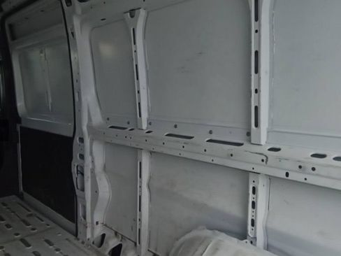Used 2024 RAM ProMaster 2500 w/ Convenience Group FWD image 4
