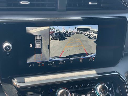 New 2026 GMC Sierra 1500 AT4 w/ AT4 Premium Package AWD/4WD image 14