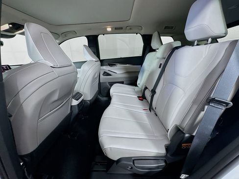 New 2026 INFINITI QX60 Luxe image 29