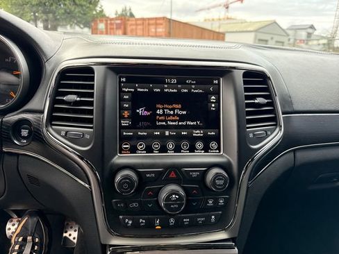 Used 2018 Jeep Grand Cherokee High Altitude image 22