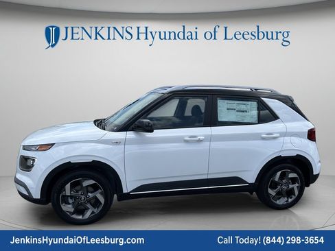New 2026 Hyundai Venue SEL FWD image 9