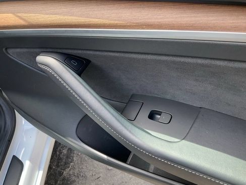 Used 2022 Tesla Model 3 RWD image 71