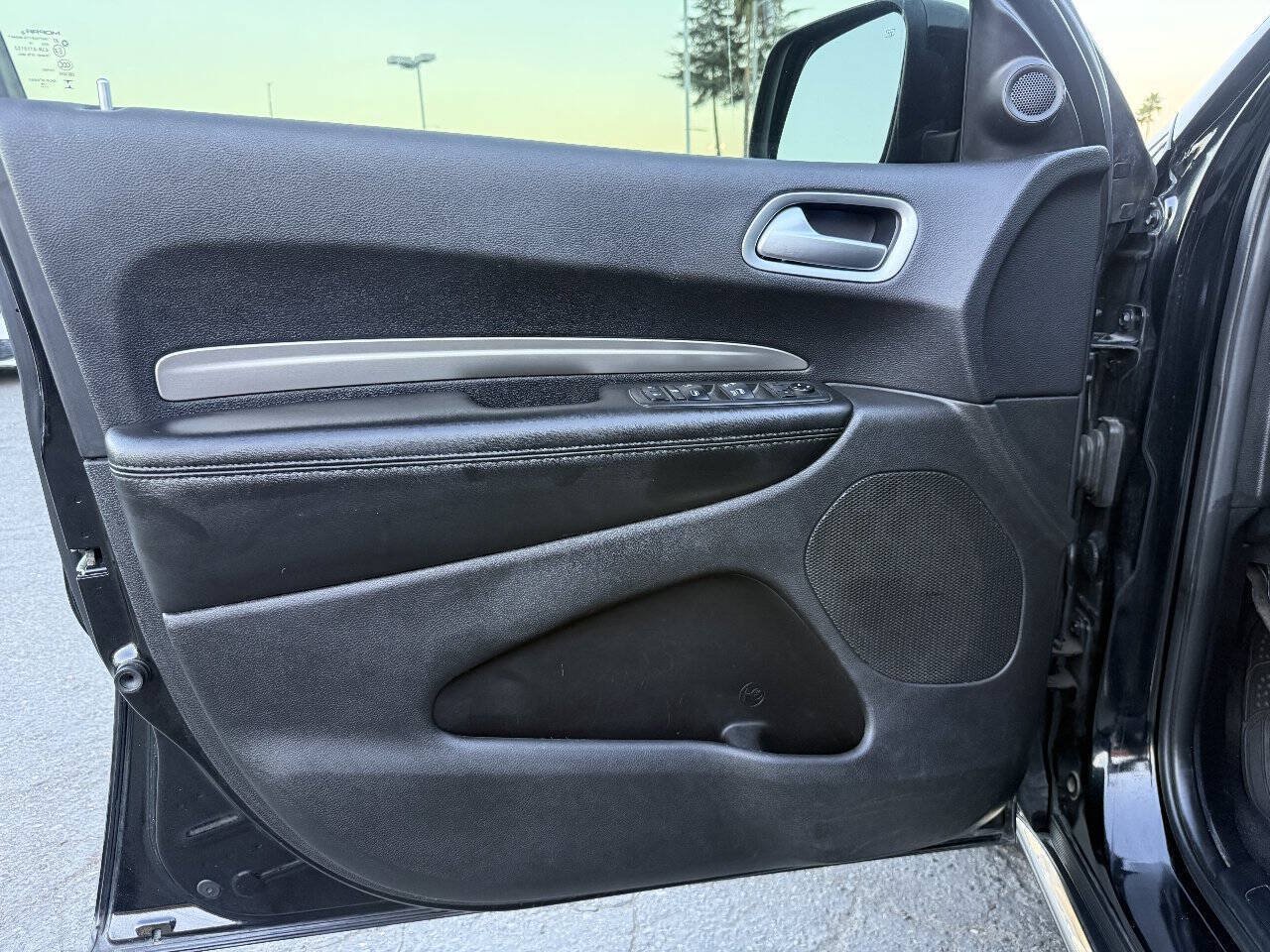 Used 2019 Dodge Durango SXT w/ 3rd Row Seating Group RWD image 9