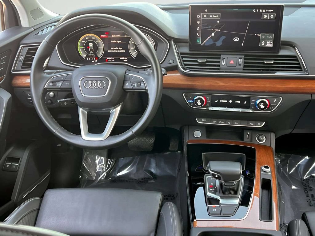 Used 2021 Audi Q5 e Prestige w/ Prestige Package AWD/4WD image 12