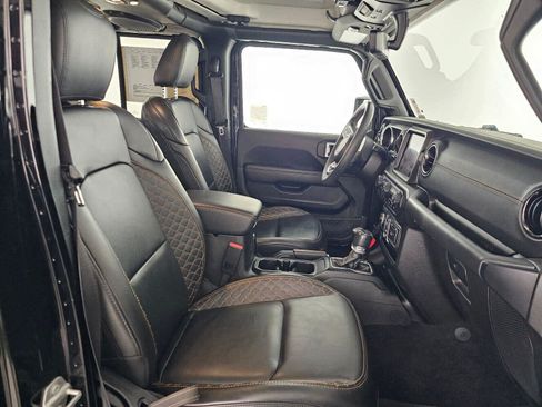 Used 2023 Jeep Gladiator Overland AWD/4WD image 10